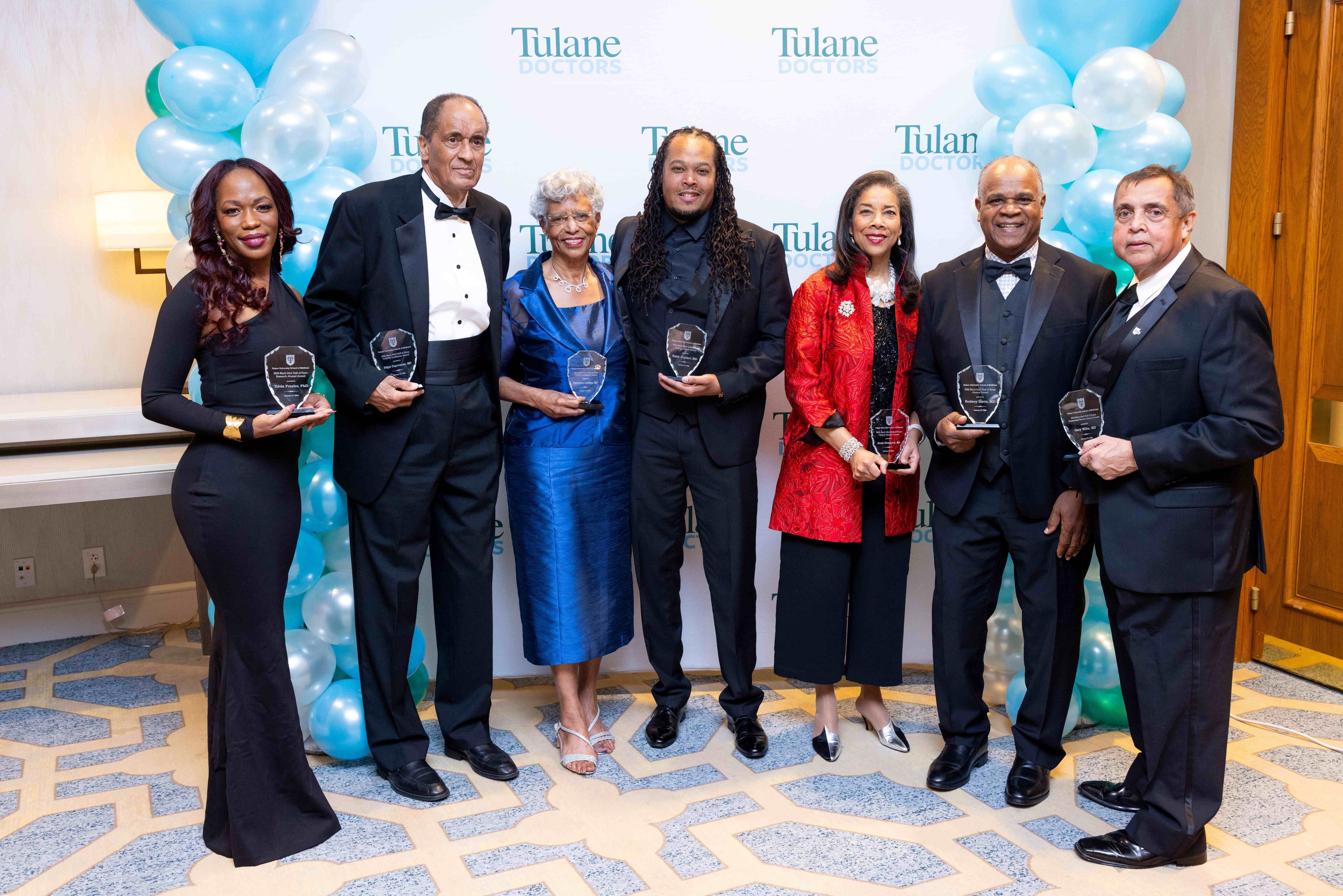 Honorees and awards at Black Med Alumni Gala