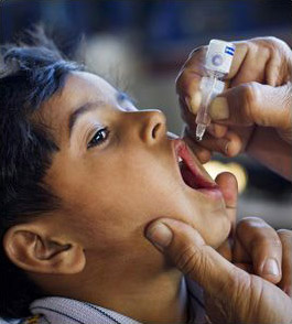 oral polio vaccine administration 