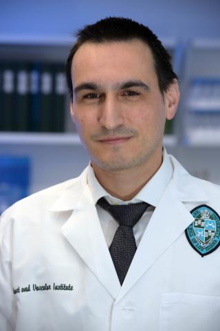 Zach Rozenbaum, MD