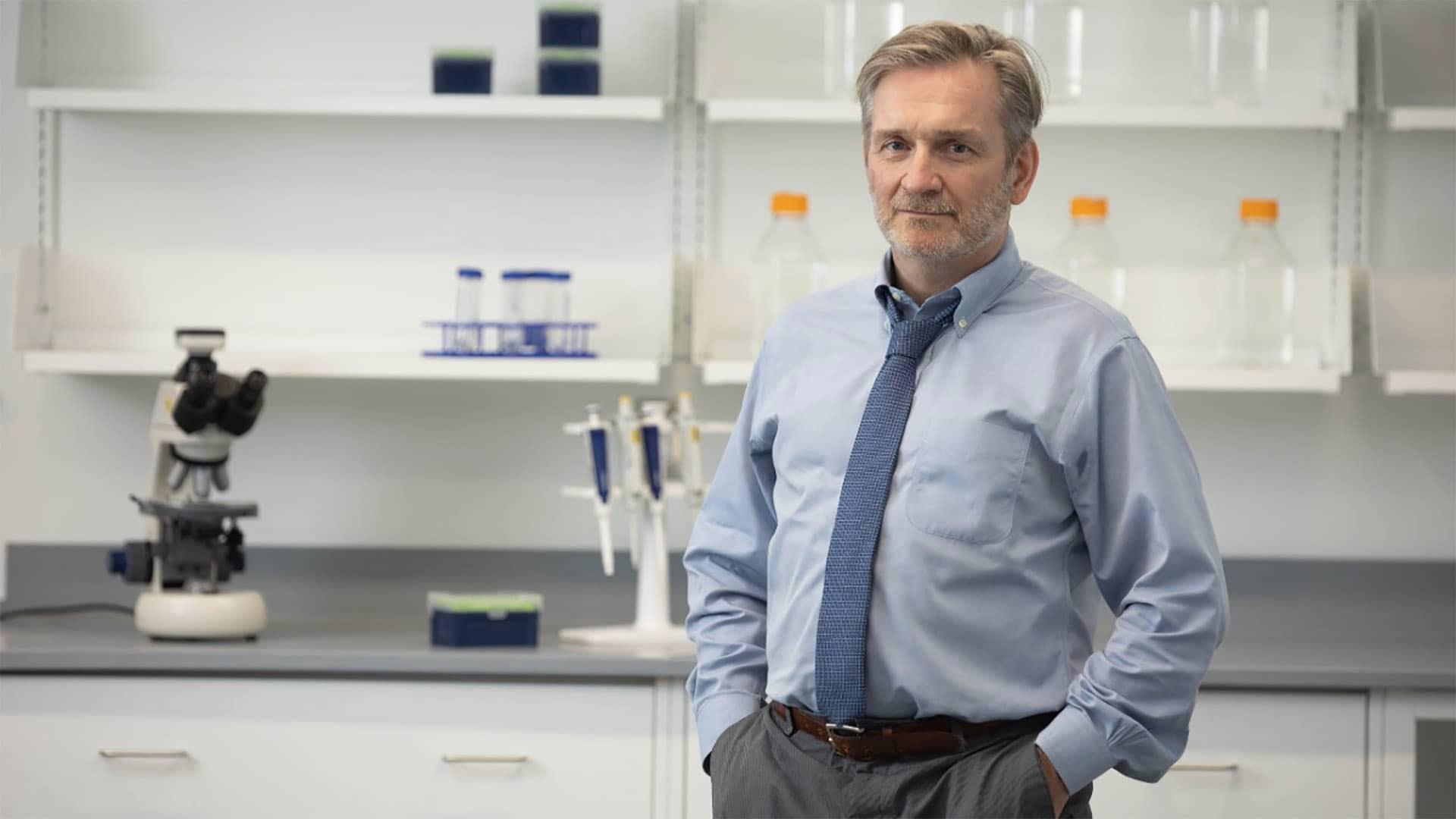 Dr. Franck Mauvais-Jarvis standing in his lab