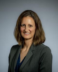 Dr. Erin Peacock headshot