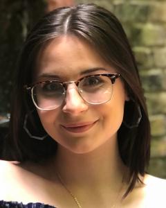 Genevieve Breckoff Headshot
