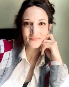 Elizabeth Phillips headshot