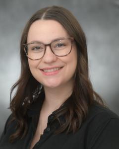 Elise Aziz headshot