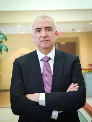 Osvaldo Navia, MD