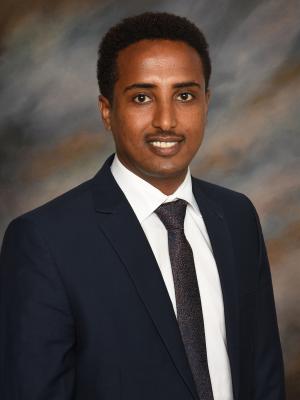 Headshot-Picture Yonatan Tamene